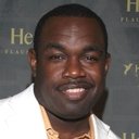 Rodney Perry als Father Hildo