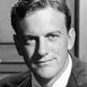 James Arness als Mac McMullen