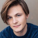Burke Swanson als James 'Jim' Hopper Jr.