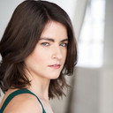 Emma Blyth als Rene