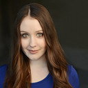 Katherine Evans als Female Student #1