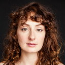 Ariane Lavery als 