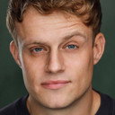 Ray Calleja als Jake Isaacs