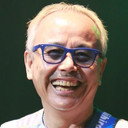 Yoshihiro Naruse als Bass