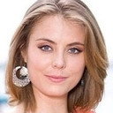 Andrea Damián als Paulina