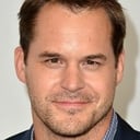 Kyle Bornheimer als Crispin