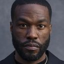 Yahya Abdul-Mateen II als Darrel