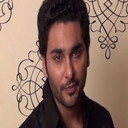 Bharat Chawda als Manga