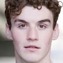 Dónal Finn als Sean Gore