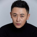 KaiWen Hou als Mao Zemin