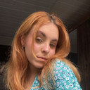 Caroline Baptista, Costumer