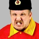 Josip Peruzović als Volkoff