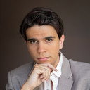 Alejandro Ayala als Tomás