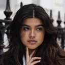 Sara Echeagaray als Ava Navarro