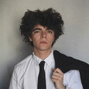 Sam Sauvage als Self