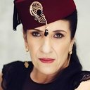 Biyouna als Vieux Fusil
