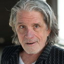Erik Hansen als Bishop