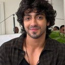 Ahaan Panday als Krish Kapoor