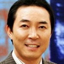 Park Jeong-gi als South Korean Soldier