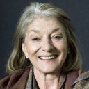Jane Lapotaire als Edith Piaf (segment "Piaf")