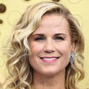 Allana Harkin als Dr. Vernon