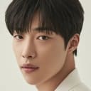 Woo Do-hwan als Kyung Shik’s subordinate