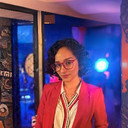 Parul Rai als Dr. Gargi