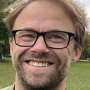 Søren Byder als Jonas