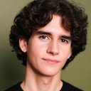 Joshua Hernandez als Kyle