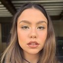 Bruna Carvalho als Beatriz