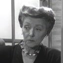 Nina Myral als Mrs. Eloise