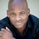 Doron Bell als AF1 Science Officer