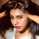 Simran Khan als 
