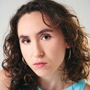 Eva Picazo als Abril