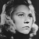Nine-Christine Jönsson als Elsa