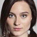 Julie Christiansen als Frida
