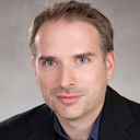 Michael Schneider als Self - Variety TV Editor