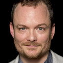 Guy Roberts als Cyril