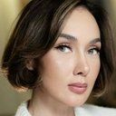 Sara Wijayanto als Laras