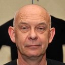 Doug Bradley als Villager with Dog