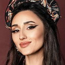 София Мейер als Madina