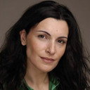 Linda Valadas als Doutora