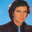 Camilo Sesto als Self - Singer