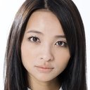 水崎綾女 als Miko
