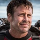 Laurent Ballesta als Self - Plongeur, photographe, biologiste marin
