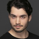 Serdar Yusuf als Eren