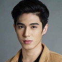 Philip Robles als Jason