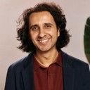 Virat Pal als Boss (segment "Dream Girl")