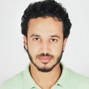 Bouchaib Essamak als Hassan