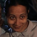 Suprova Mukerjee als Nan